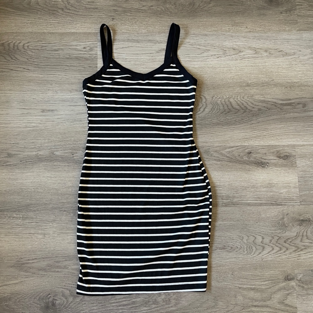 SHEIN ladies size medium mini tank top dress. Black and white stripes. Soft. New
